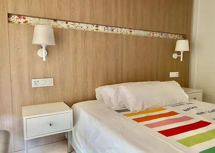 De Luxe Con Piscina Apartmán