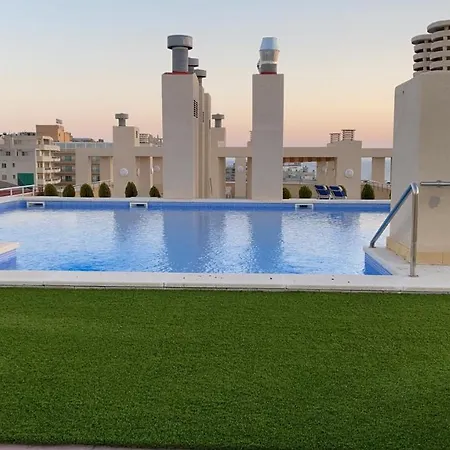 De Luxe Con Piscina * سالو