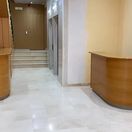 De Luxe Con Piscina Apartment