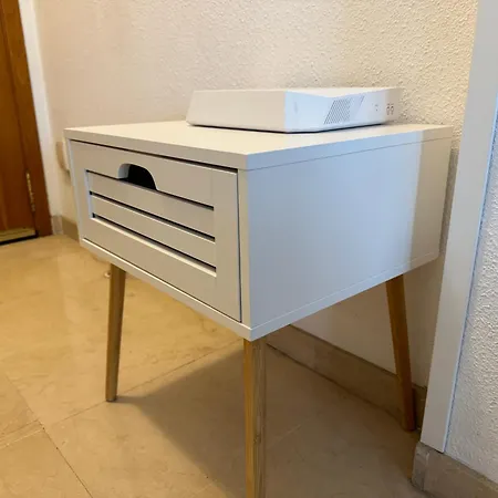 De Luxe Con Piscina 萨洛