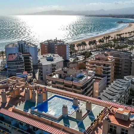 De Luxe Con Piscina Salou