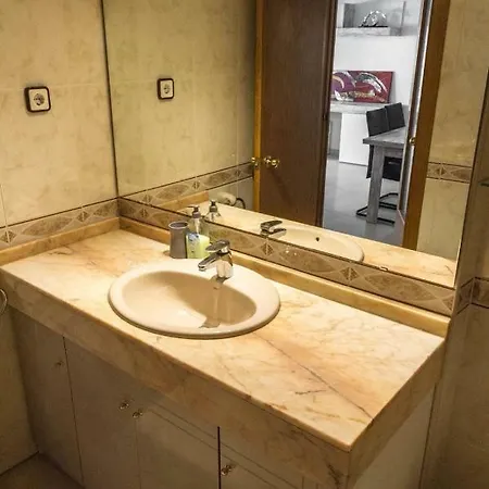 De Luxe Con Piscina Apartment