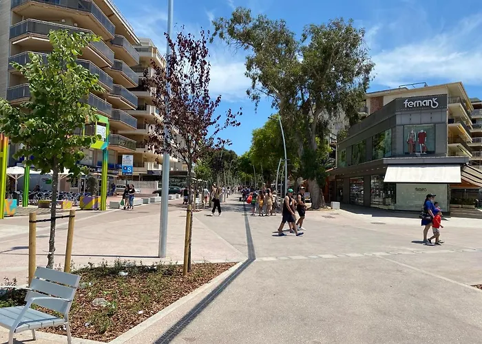 De Luxe Con Piscina Apartament Salou