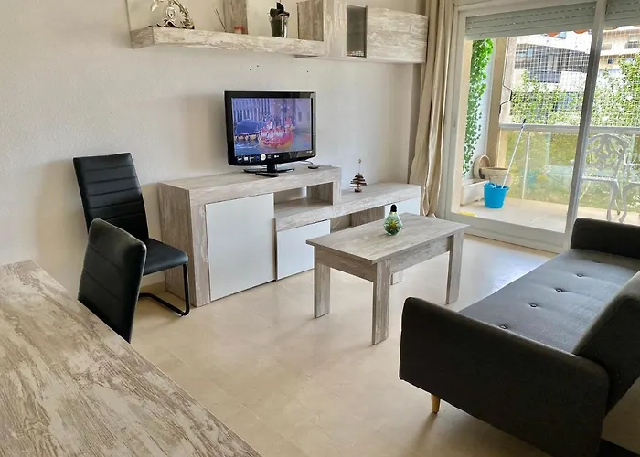 De Luxe Con Piscina Apartament Salou
