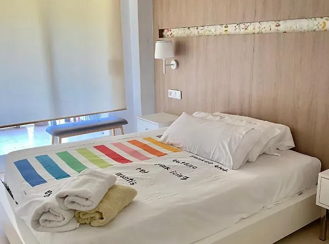 De Luxe Con Piscina Salou