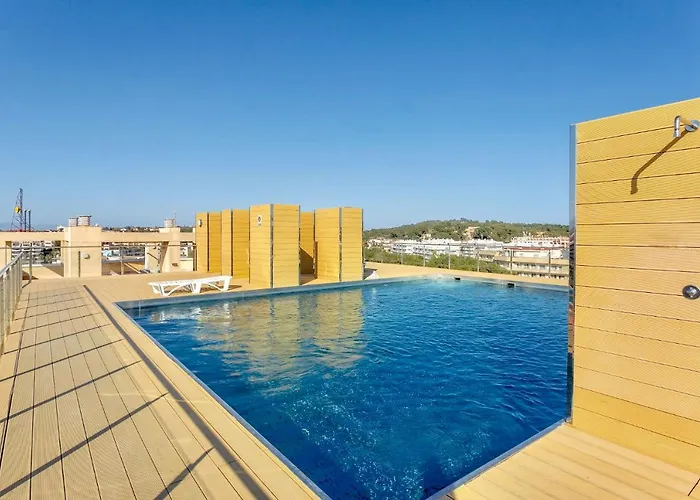 Apartament De Luxe Con Piscina
