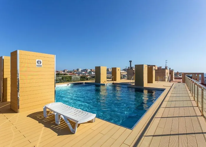 De Luxe Con Piscina Salou
